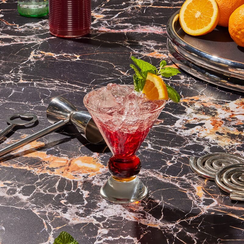 ミニチュアカクテルソーシャルディスタンス Clementine Spritz THC Mocktail Recipe | Nowadays